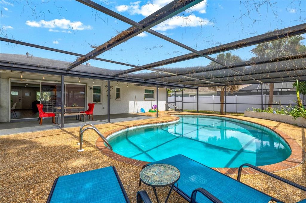 Image 36 of property listing at 3310 SIESTA DRIVE, Venice, FL 34293