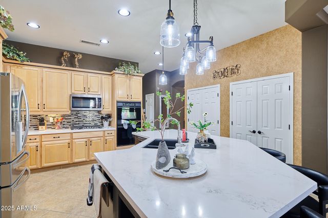 18658 E PURPLE SAGE Drive, Queen Creek, AZ 85142