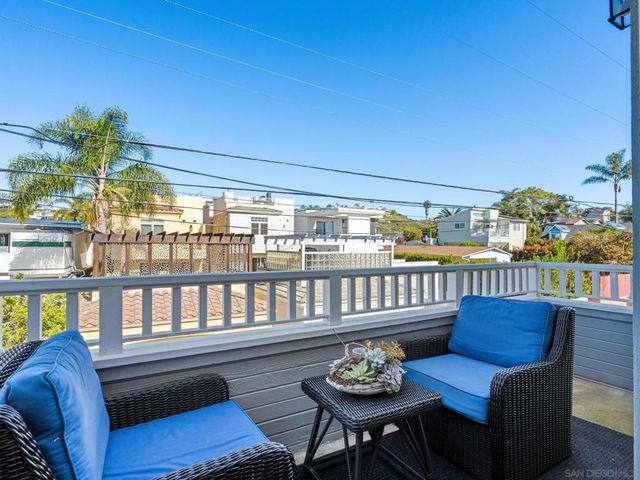 928 Agate Street, San Diego, CA 92109