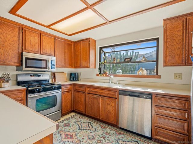 928 Agate Street, San Diego, CA 92109