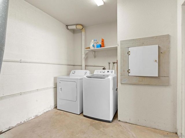 928 Agate Street, San Diego, CA 92109