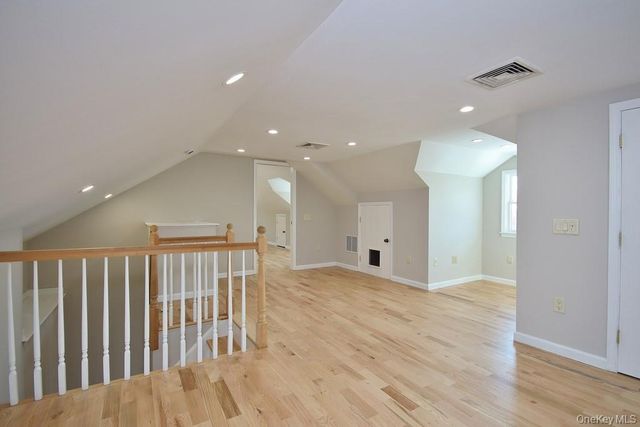 23 Robert Road, Poughkeepsie, NY 12603