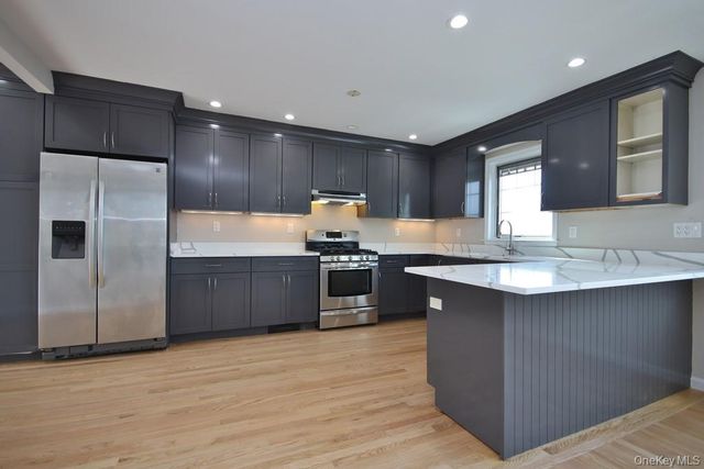 23 Robert Road, Poughkeepsie, NY 12603