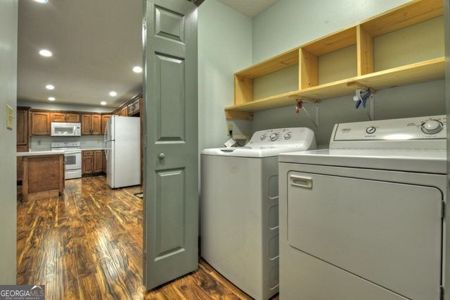 293 James Drive, Ellijay, GA 30540