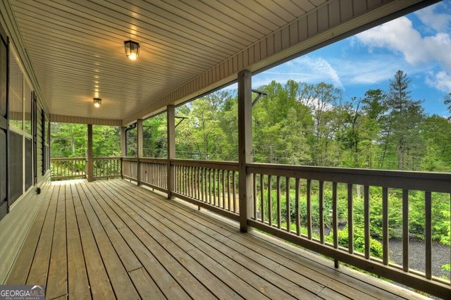293 James Drive, Ellijay, GA 30540