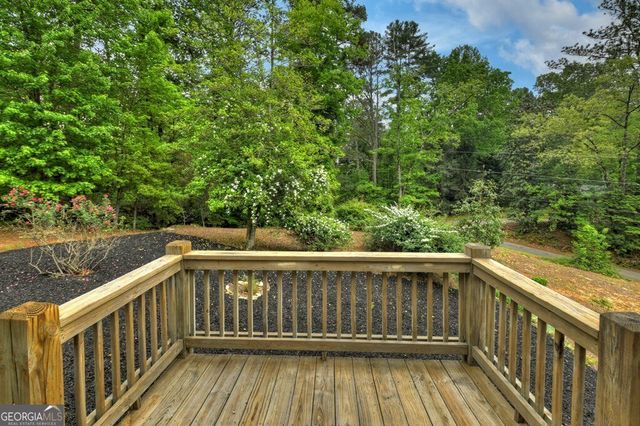 293 James Drive, Ellijay, GA 30540