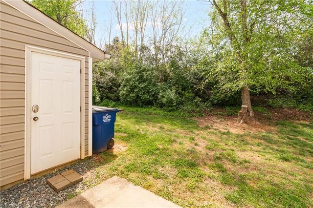 3369 Myers Court, Winston-salem, NC 27103