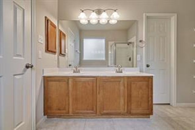 11206 Glenforest Drive, Montgomery, TX 77356