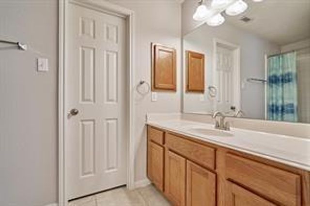 11206 Glenforest Drive, Montgomery, TX 77356