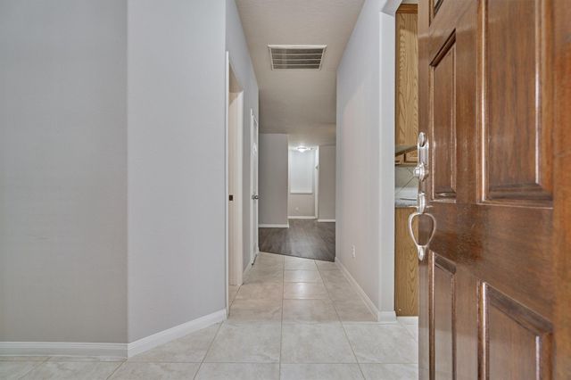 11206 Glenforest Drive, Montgomery, TX 77356