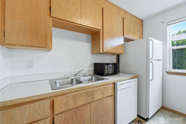 10907 63rd Street E, Puyallup, WA 98372