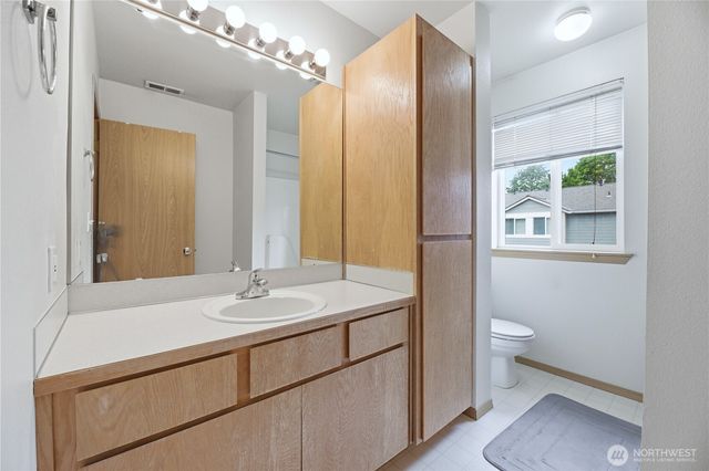 10907 63rd Street E, Puyallup, WA 98372