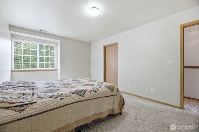 10907 63rd Street E, Puyallup, WA 98372