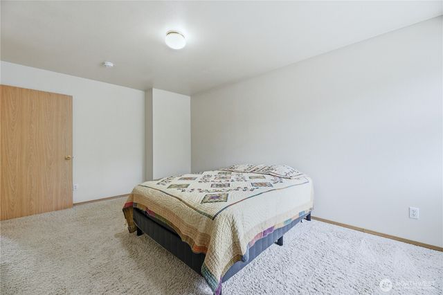 10907 63rd Street E, Puyallup, WA 98372