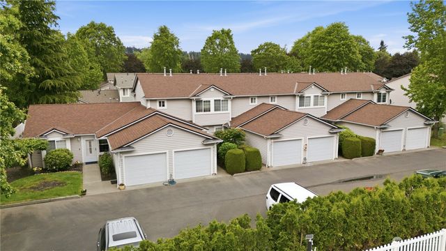 10907 63rd Street E, Puyallup, WA 98372