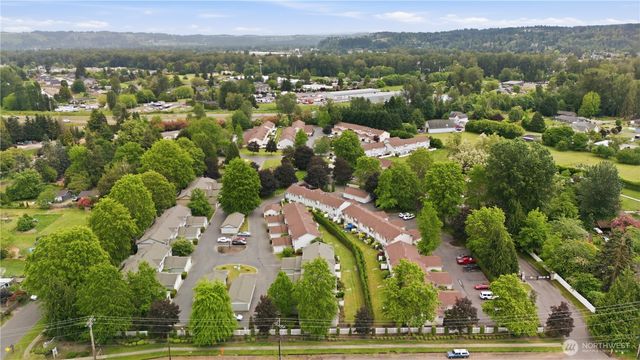 10907 63rd Street E, Puyallup, WA 98372