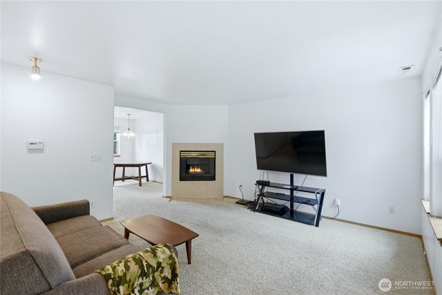 10907 63rd Street E, Puyallup, WA 98372