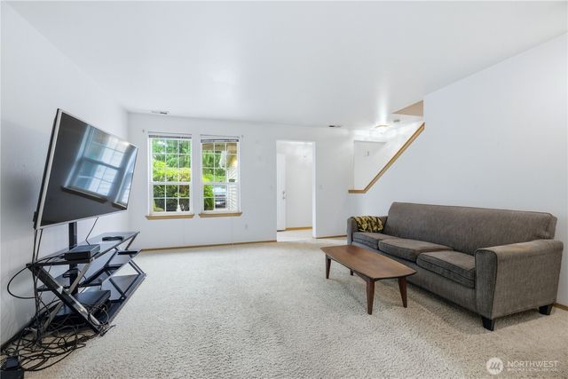 10907 63rd Street E, Puyallup, WA 98372