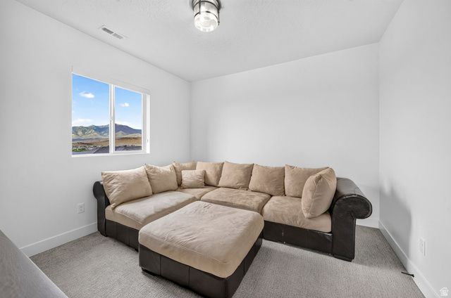 2323 E PATRIOT DR, Eagle Mountain, UT 84005