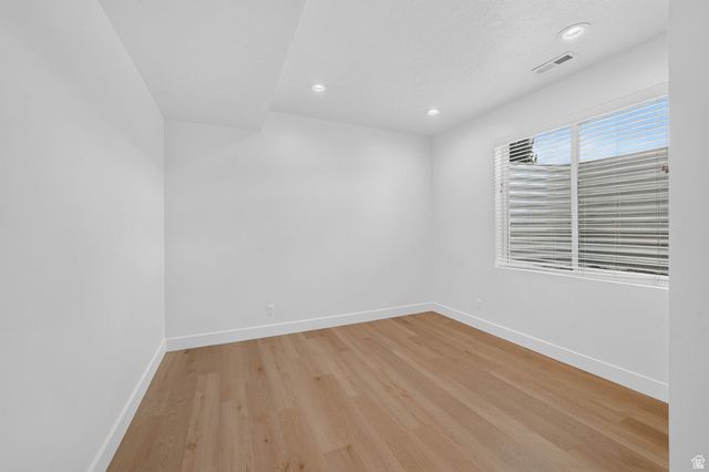 2323 E PATRIOT DR, Eagle Mountain, UT 84005