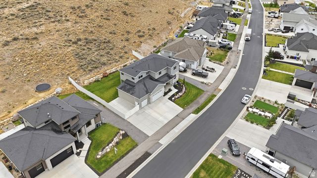 2323 E PATRIOT DR, Eagle Mountain, UT 84005
