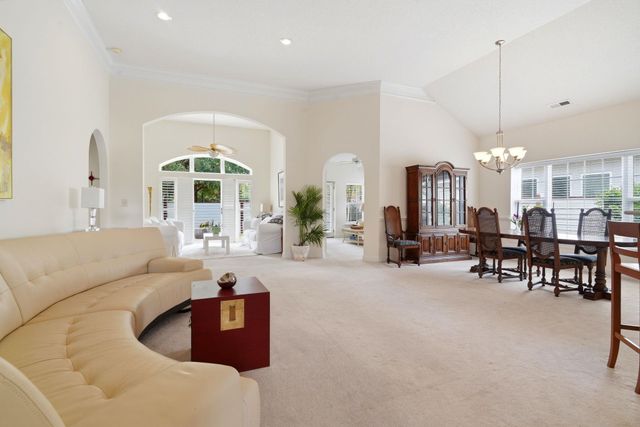1516 Saint Thomas Circle, Myrtle Beach, SC 29577