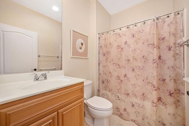 1688 Marseille Ln, Roseville, CA 95747
