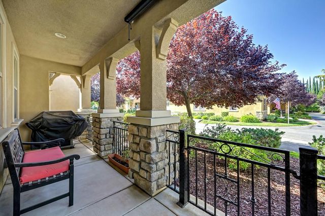 1688 Marseille Ln, Roseville, CA 95747
