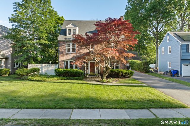 1649 Asylum Avenue, West Hartford, CT 06117