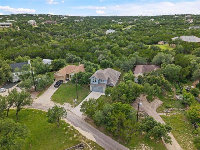 10304 Twin Lake CIR, Dripping Springs, TX 78620