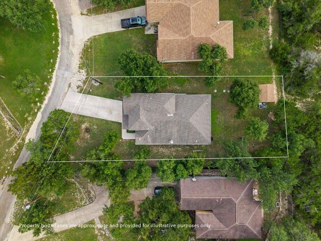 10304 Twin Lake CIR, Dripping Springs, TX 78620