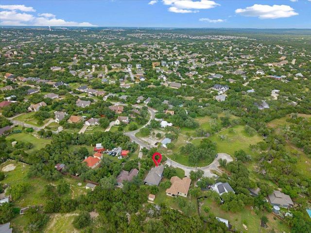 10304 Twin Lake CIR, Dripping Springs, TX 78620
