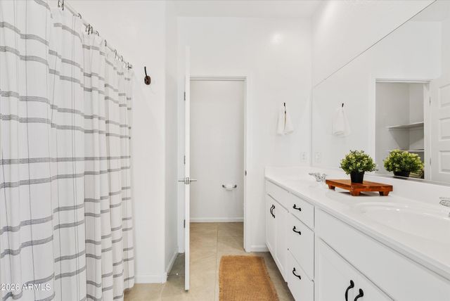 4327 E HALEY Drive, San Tan Valley, AZ 85143