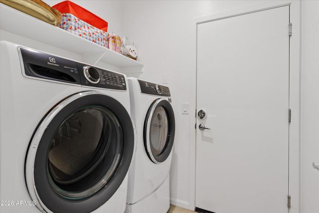 4327 E HALEY Drive, San Tan Valley, AZ 85143