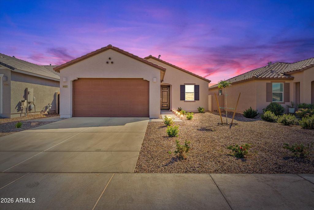 4327 E HALEY Drive, San Tan Valley, AZ 85143