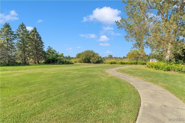 60 Old Falls Boulevard, North Tonawanda, NY 14120
