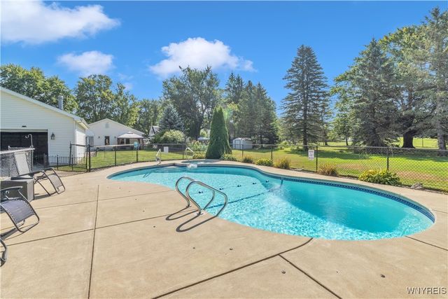 60 Old Falls Boulevard, North Tonawanda, NY 14120
