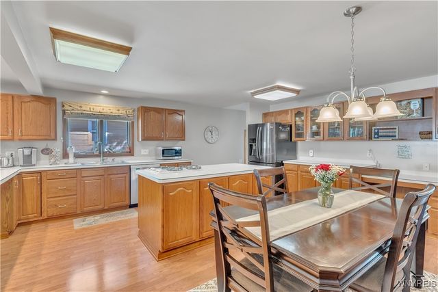 60 Old Falls Boulevard, North Tonawanda, NY 14120