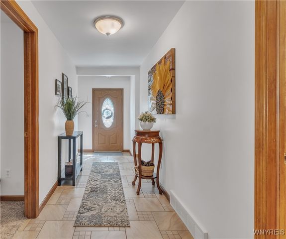 60 Old Falls Boulevard, North Tonawanda, NY 14120