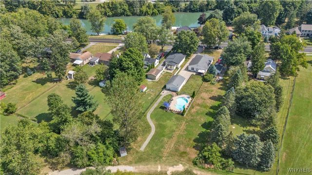 60 Old Falls Boulevard, North Tonawanda, NY 14120