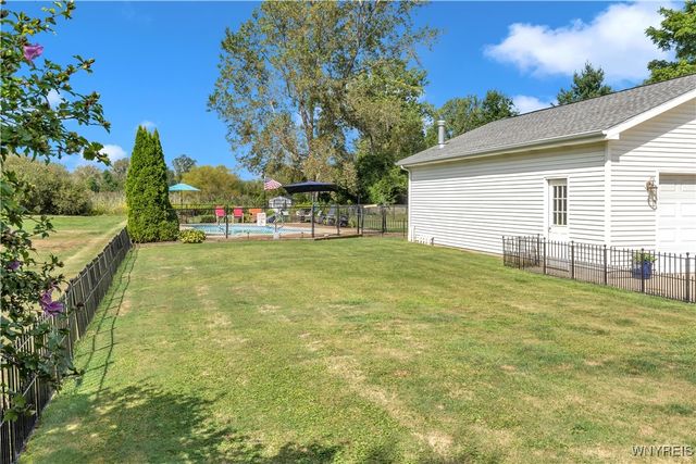 60 Old Falls Boulevard, North Tonawanda, NY 14120