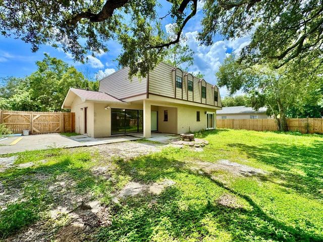 5132 CHILKOOT STREET, Tampa, FL 33617