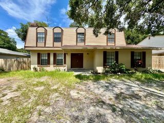 5132 CHILKOOT STREET, Tampa, FL 33617