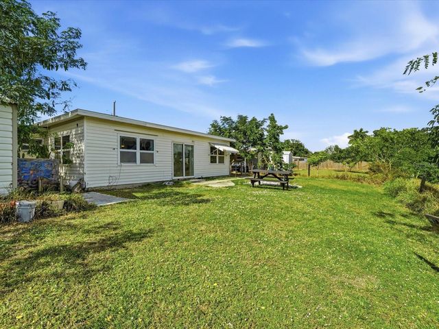 2488 ELKCAM BOULEVARD, Port Charlotte, FL 33952