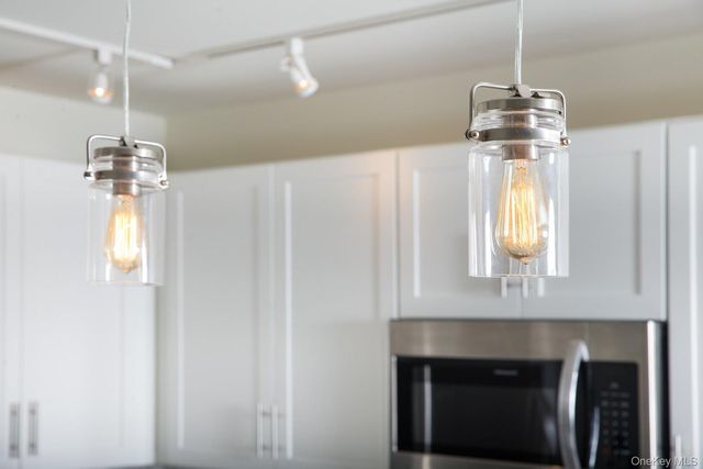 35 VAN NYDECK Avenue 202, Beacon, NY 12508