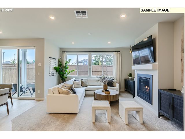 9118 Sw VERMILLION Dr, Tualatin, OR 97062