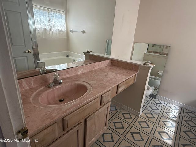 3542 MILLCREST Drive, Jacksonville, FL 32277