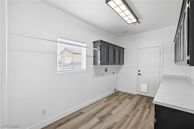 1352 Lake Valley Drive, Logandale, NV 89021