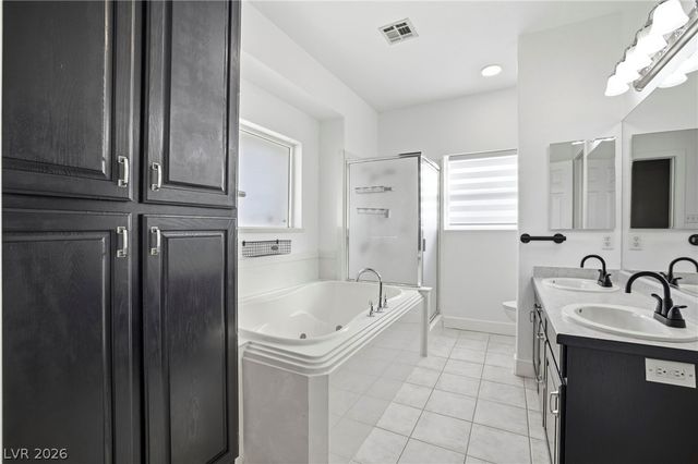 1352 Lake Valley Drive, Logandale, NV 89021