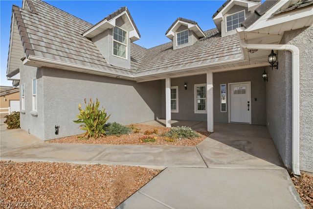 1352 Lake Valley Drive, Logandale, NV 89021